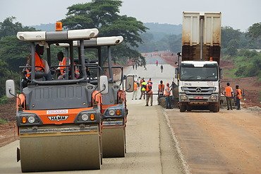 Dieses Straßenausbauprojekt befindet sich im Westen Tansanias