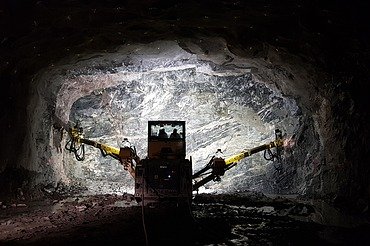 the Akalla tunnel on the north-western outskirts of Stockholm was excavated by drilling and blasting