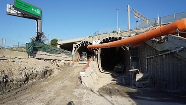 Bahntunnel unter dem Highway 401 