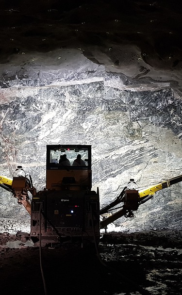 the Akalla tunnel on the north-western outskirts of Stockholm was excavated by drilling and blasting the Akalla tunnel on the north-western outskirts of Stockholm was excavated by drilling and blasting