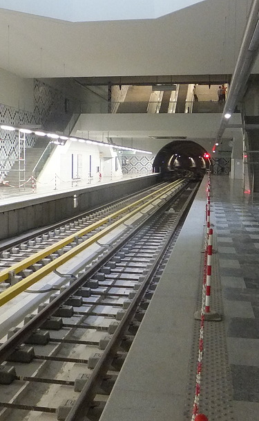 Tunnel für eine U-Bahn Linie Tunnel für eine U-Bahn Linie
