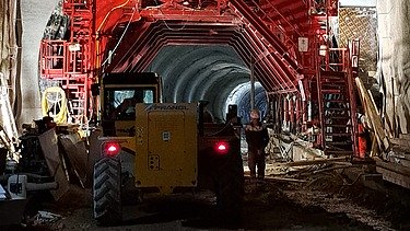 placemetn of scaffold for hydroinsulation and reinforcement works